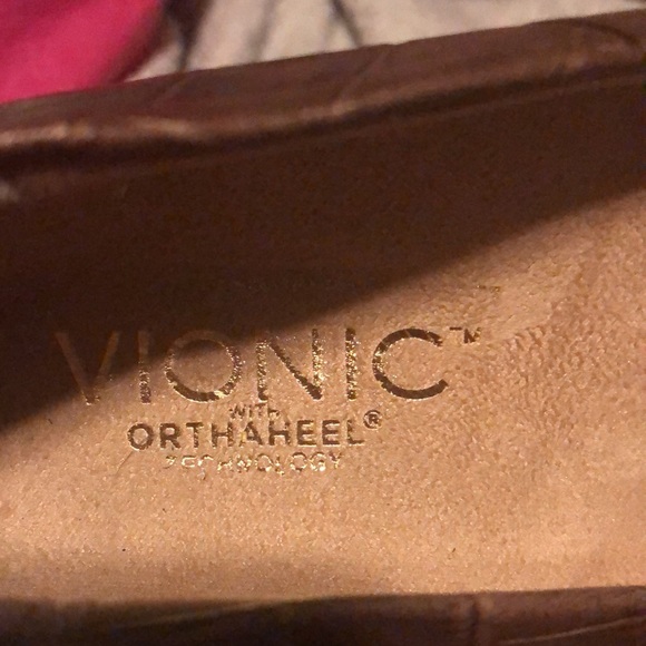 Vionic brown flats size 6.5 - Picture 5 of 5